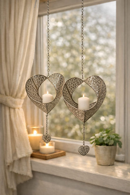 Hängender Herz-Kerzenhalter aus Edelstahl in Silber