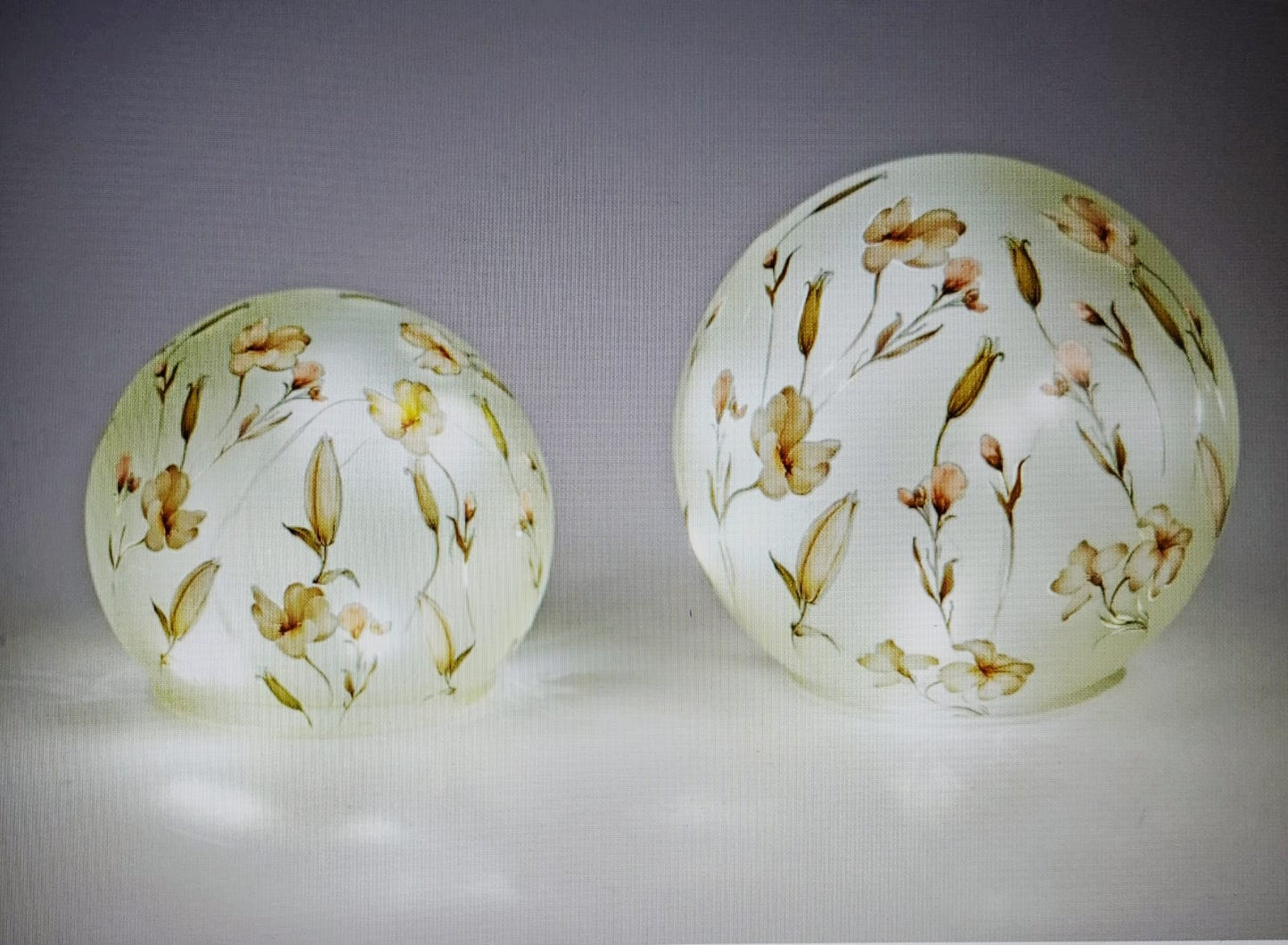 LED Kugel „Blütentraum“ - Batterie betrieben